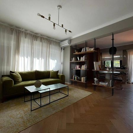 Stunning 1Bd Flat With 50M2 Terrace In The City Center Bukares Bagian luar foto
